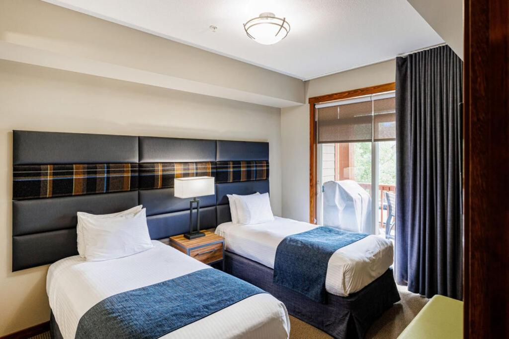 Stoneridge Mountain Resort Канмор Экстерьер фото